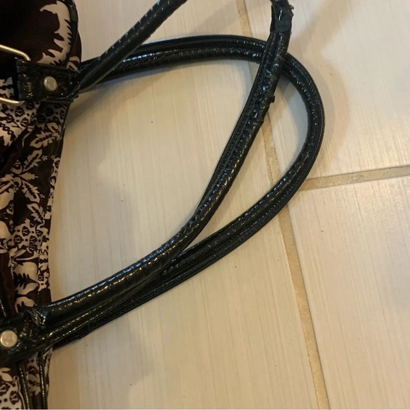 Lululemon Black White Floral  Lace Print Bag - Picture 7 of 11